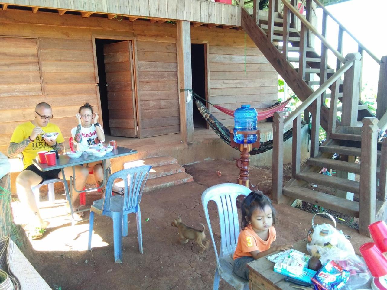 Mr Pov Home Stay Banlung Room photo